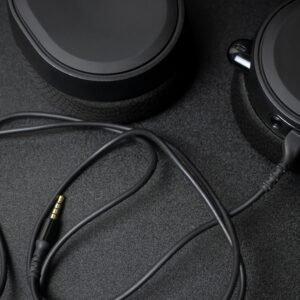 ⁠headphone (wired/ wireless)